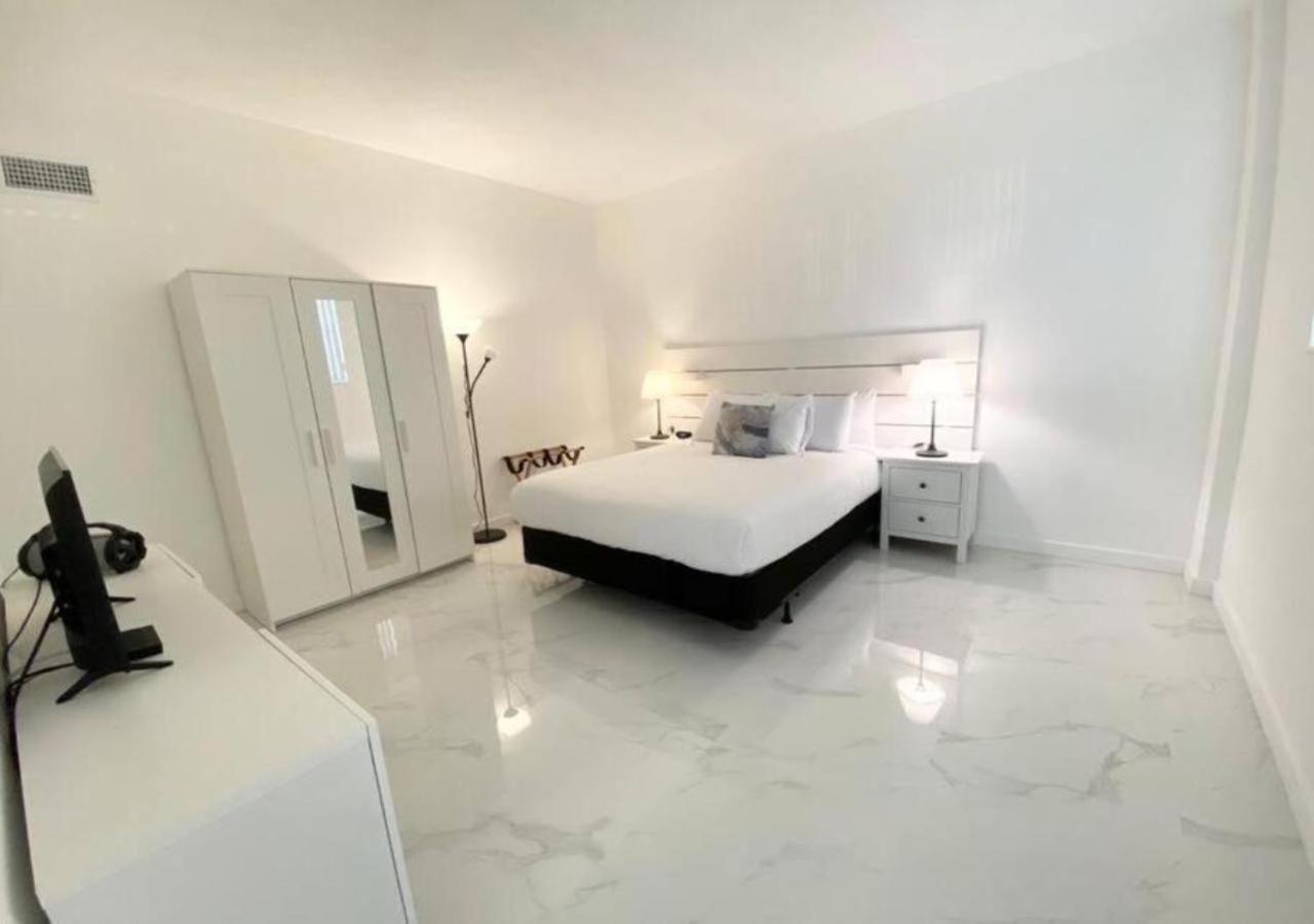 Zen Vacation Rentals Modern Penthouse Across Ocean Miami Beach Exterior foto