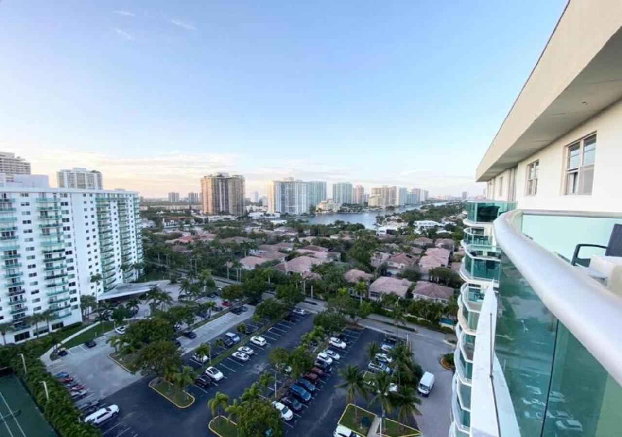 Zen Vacation Rentals Modern Penthouse Across Ocean Miami Beach Exterior foto